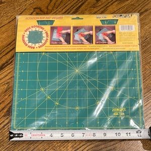 NWT Olfa Spinning Rotary Mat 12" x12" (FINAL PRICE $50)